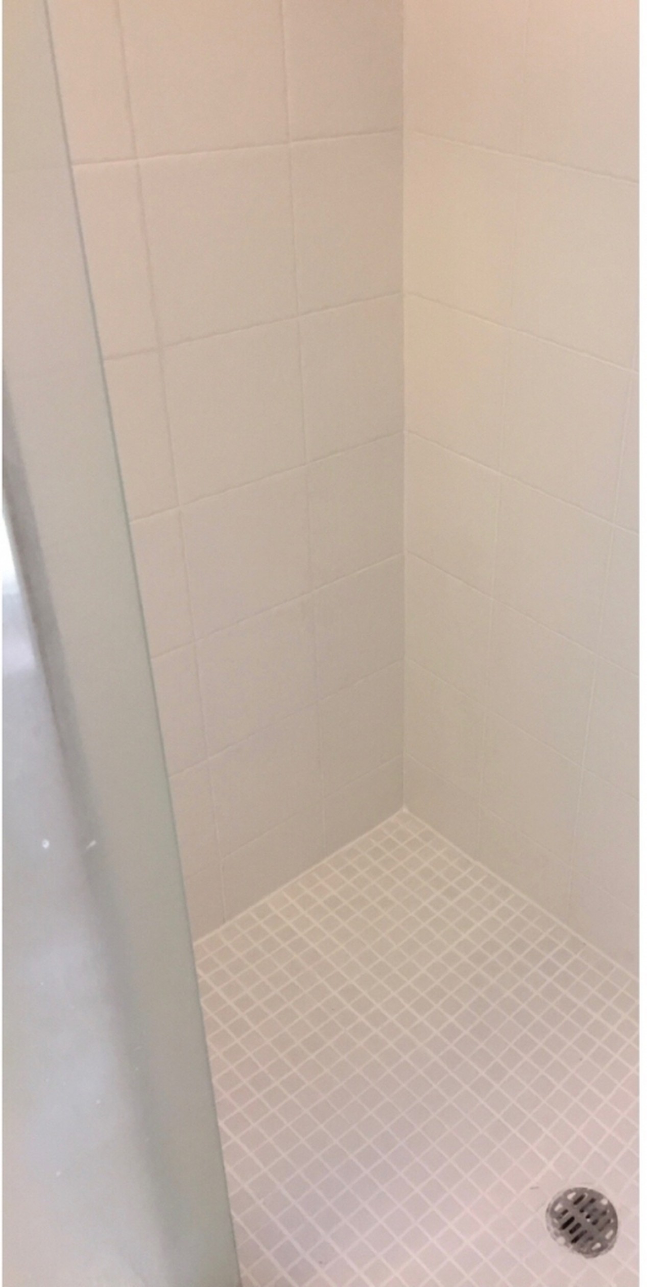 After & Before- Grout Cleaing | the Groutsmith